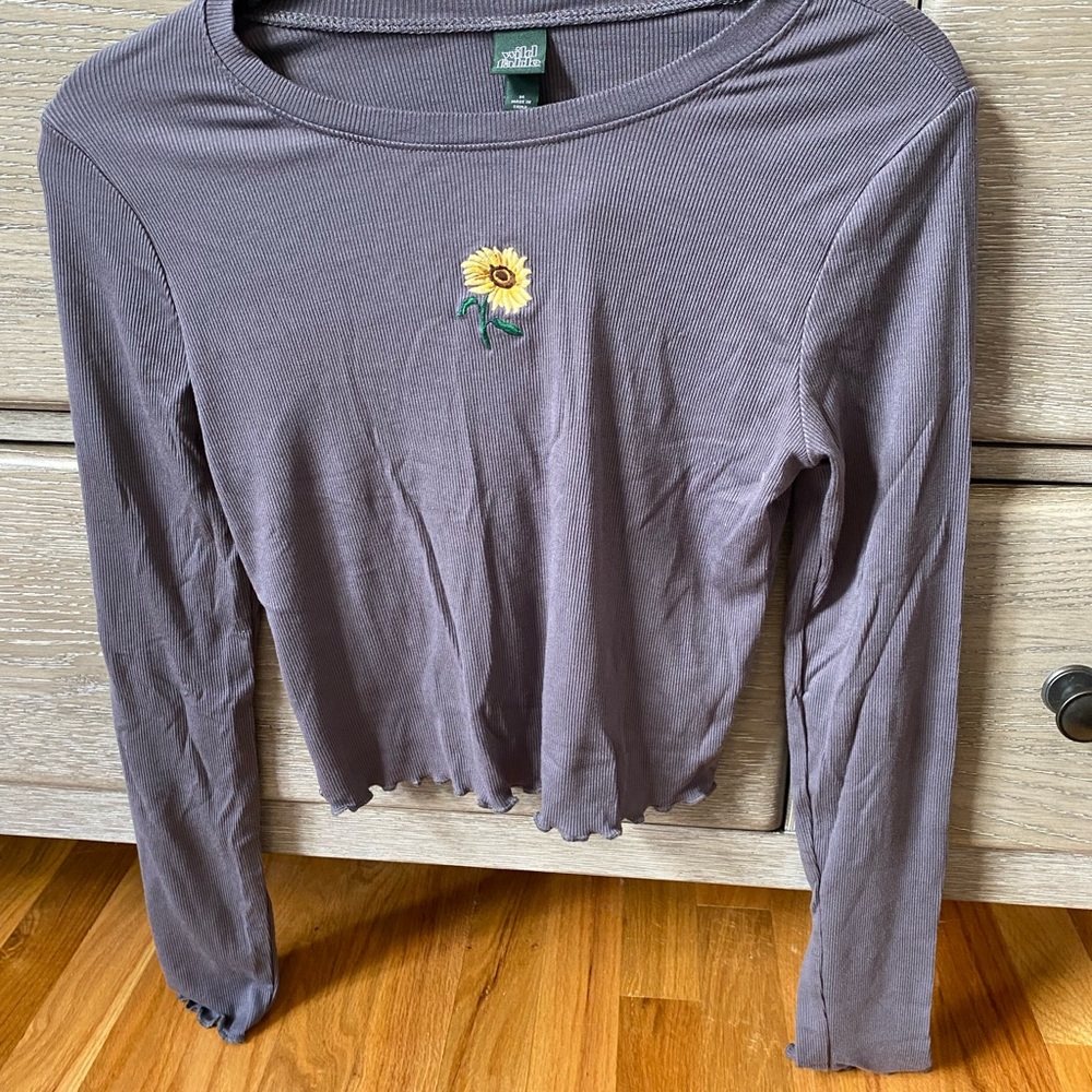 Long sleeve crop top